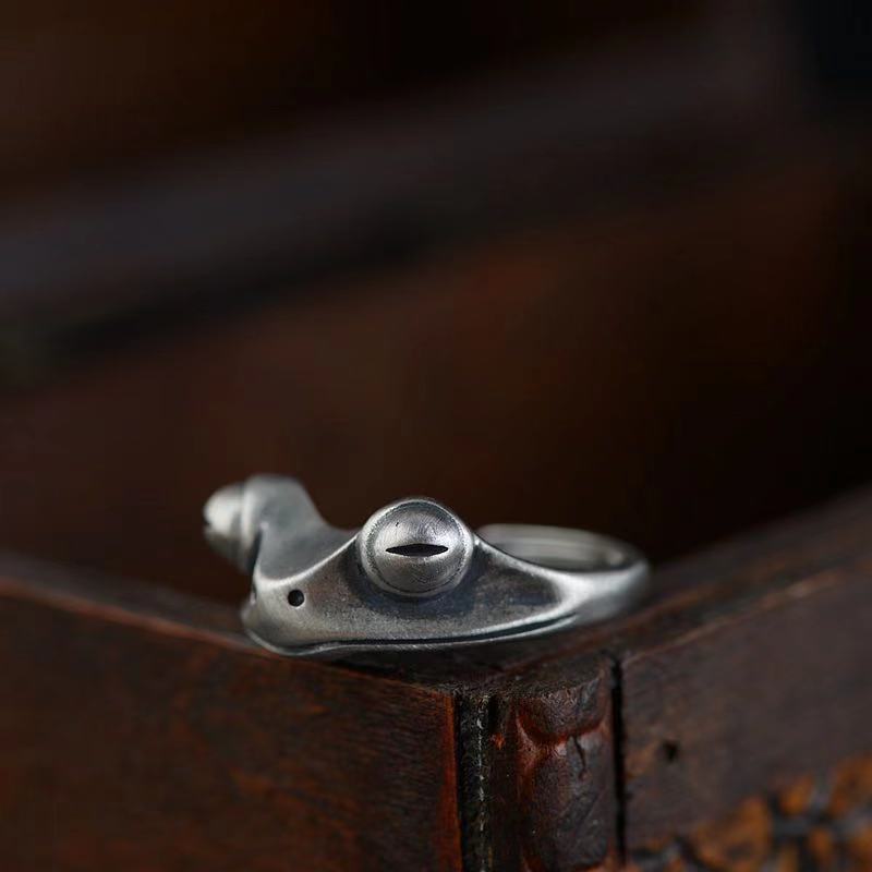 Retro Distressed Frog Ring For - Men Accessories Drawing recension och pris